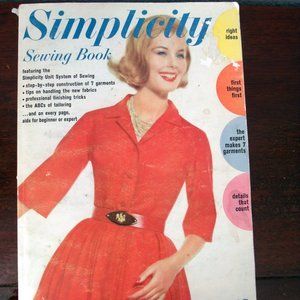 Vintage 1962 Singer Sewing Book Printed in Canada Good directions and Tips